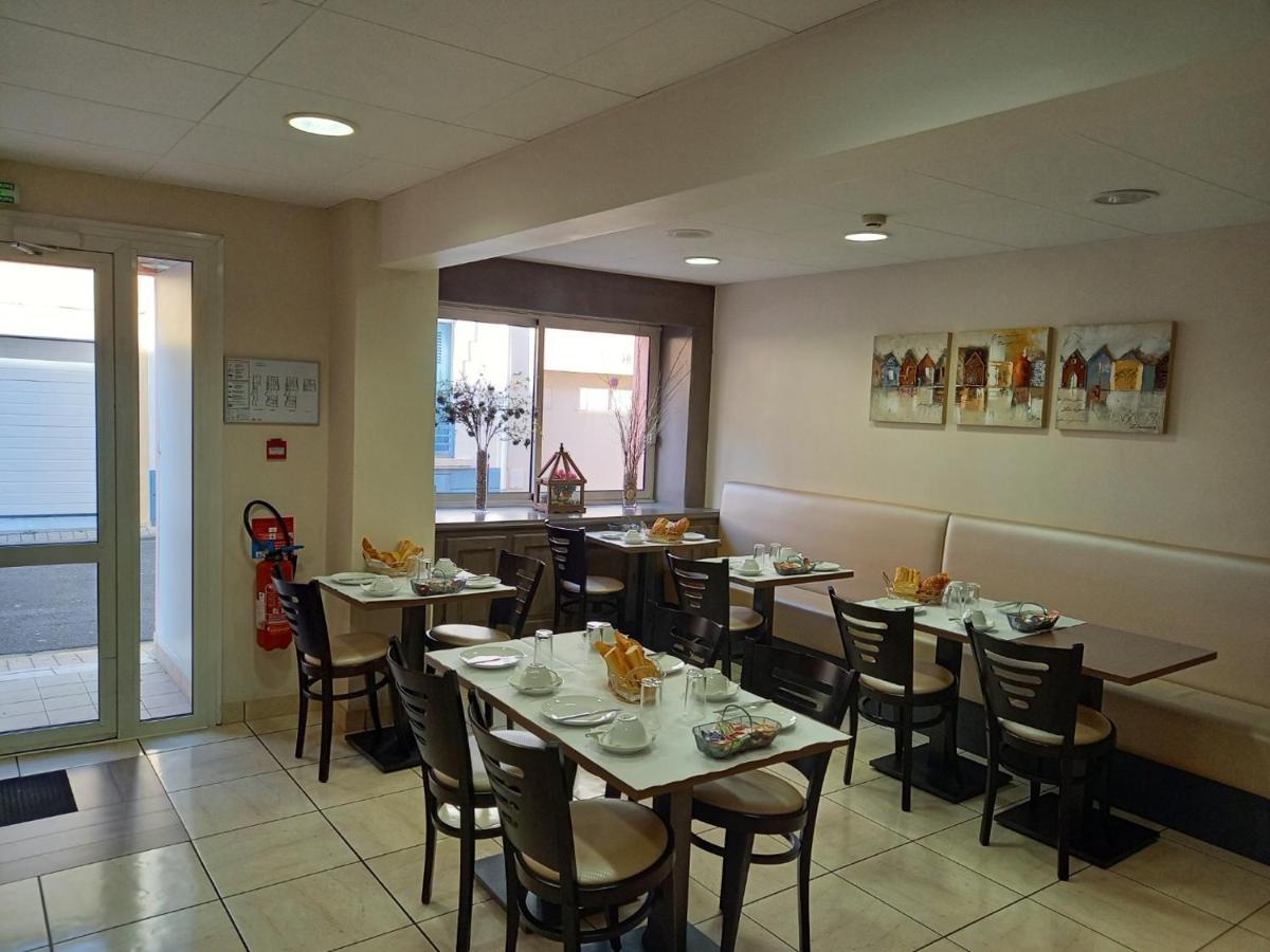 Hotel Sables D'O Et Son Restaurant Le 16 Bis Les Sables-dʼOlonne Εξωτερικό φωτογραφία