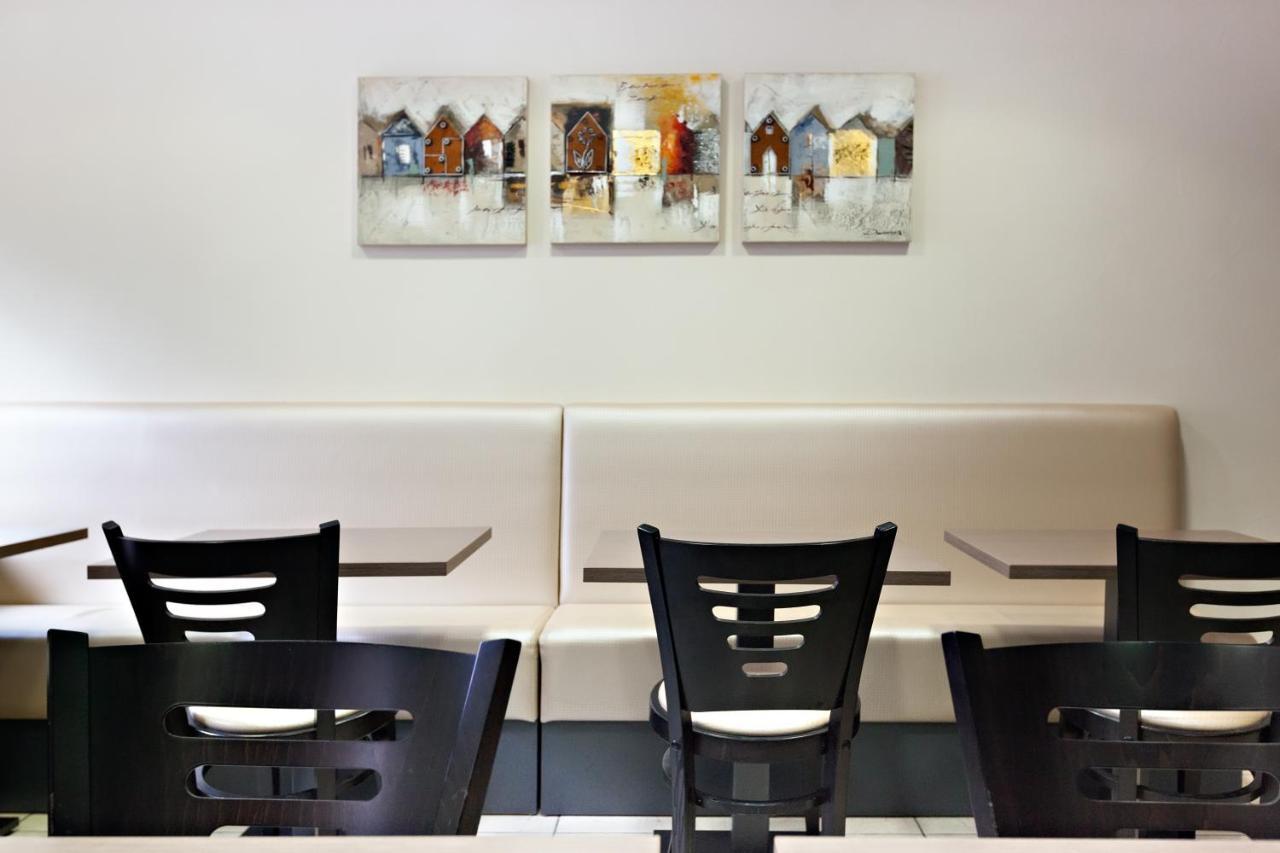 Hotel Sables D'O Et Son Restaurant Le 16 Bis Les Sables-dʼOlonne Εξωτερικό φωτογραφία